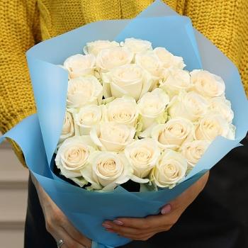 25 белоснежных роз "Венделла"
