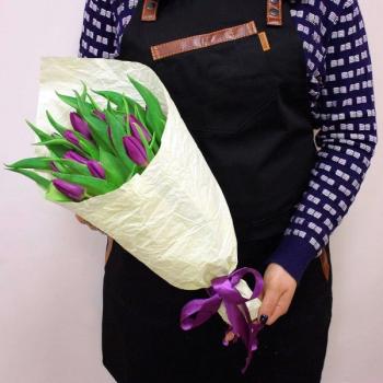 Фиолетовый тюльпан 15 шт articul: 259695msk