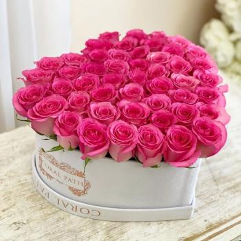 Букет Коробка с зефирными розами