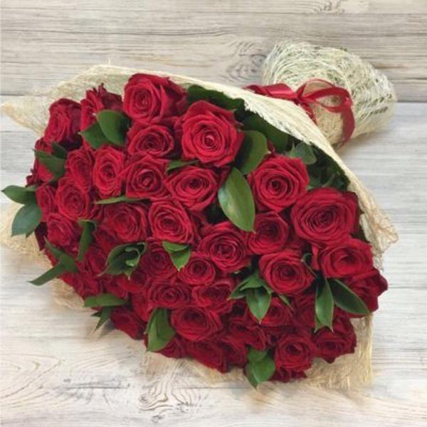 Красные розы 50 см (Эквадор)